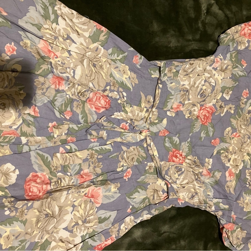 S. Roberts Floral Blouse - Picture 5 of 5